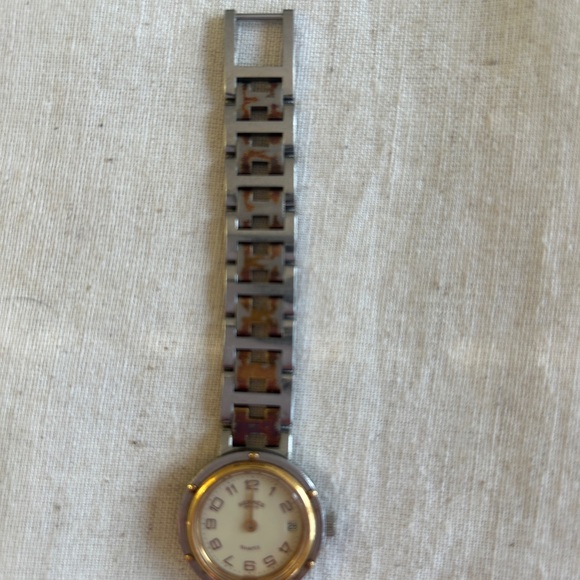 Auth HERMES QZ Clipper Ivory Dial Date Round Watch - Picture 6 of 10